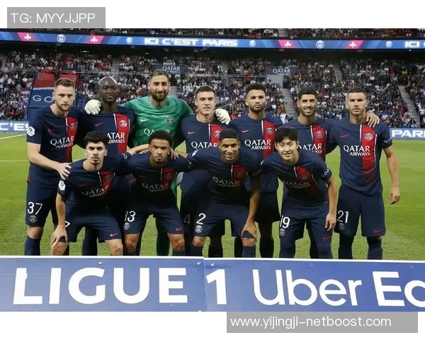 友谊赛精彩回顾巴黎圣日耳曼轻取里昂全场逆转瞬间引发热烈反响