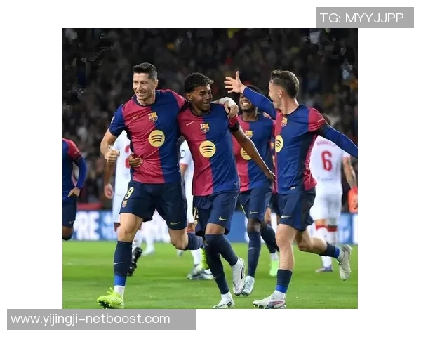 世界杯精彩对决尤文图斯逆转巴萨神奇扑救点燃全场激情